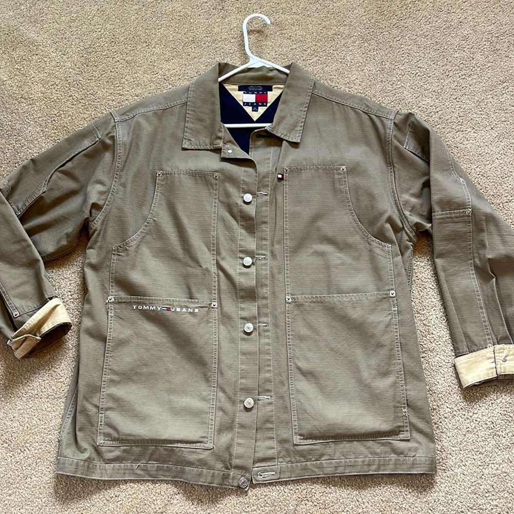Tommy Jeans / Tommy Hilfiger Women’s jacket with pocket details - size XL